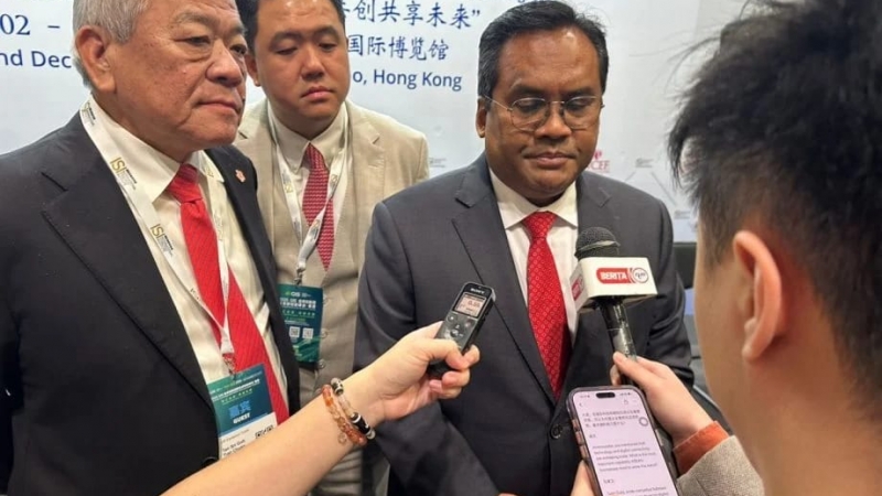 吴添泉吁部长担责照顾沙人 盼哈芝芝 续关注华社